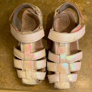 See Kai Run White Shimmer Sandal Girls 11M Fisherman Paley